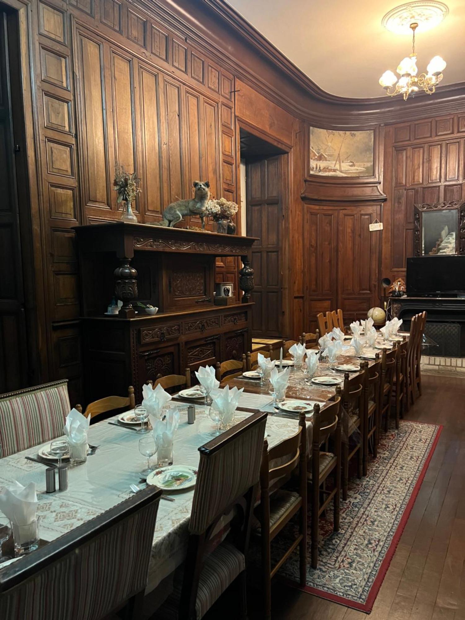 Château de Montaupin Oizé Extérieur photo